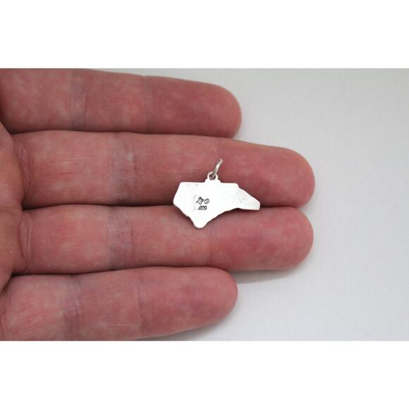 Sterling Silver North Carolina State Charm, State of North Carolina State Charm - Picture 2 of 4